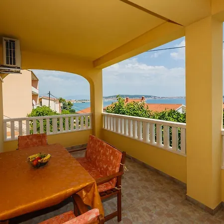 Markulin * トロギール